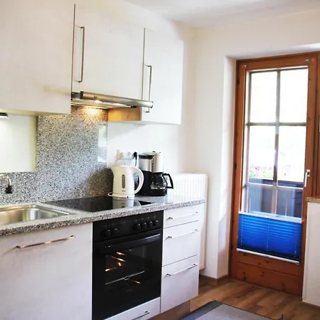 Ferienwohnung Haus Katharina Kaprun Zimmer foto