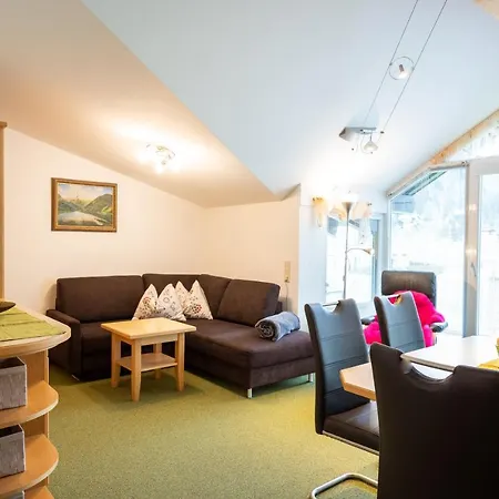 Ferienwohnung Haus Katharina Kaprun Exterior foto
